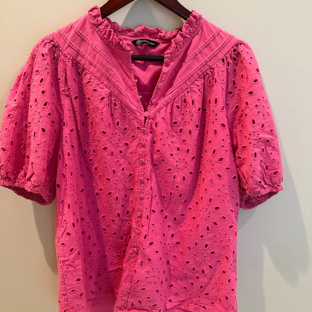 Pretty Garden Pink Eyelet Women Top Sz L